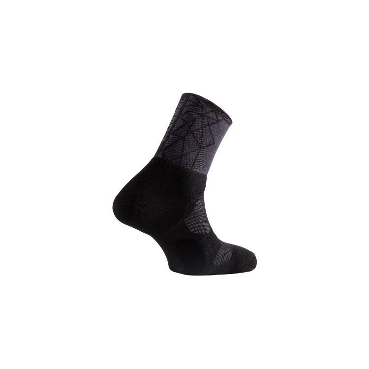 lurbel track black 1.jpg